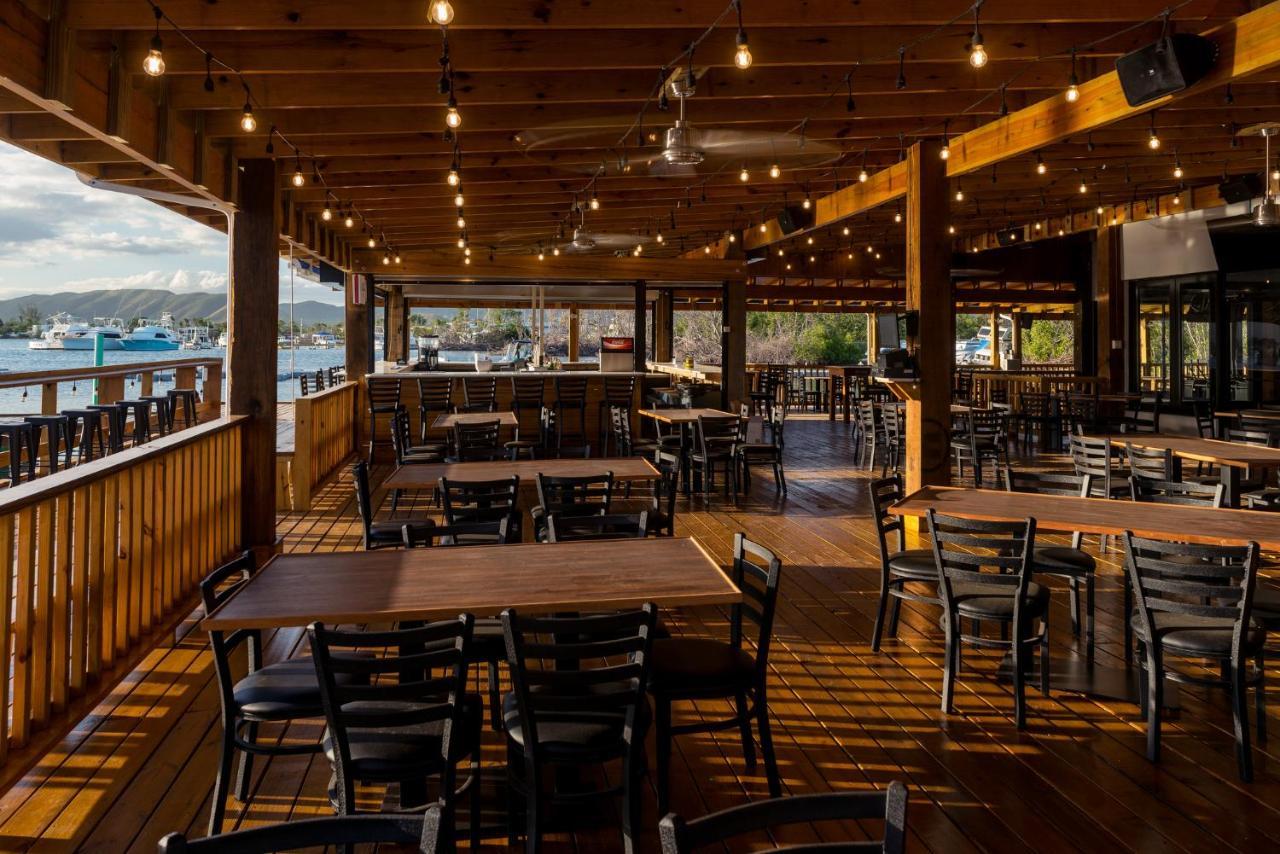 Full Moon Hotel & Restaurant Salinas Bagian luar foto